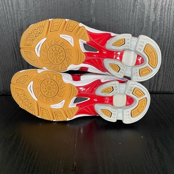 Mizuno Wave Bolt 6 Women’s size 9 - Picture 5 of 13